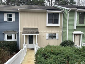 5754 Pool Side Dr in Raleigh, NC - Building Photo