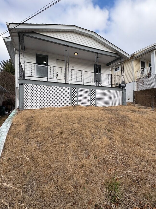 7027 Plateau Ave in St. Louis, MO - Building Photo - Building Photo