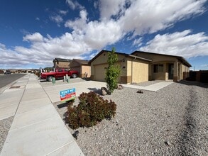 3820 Hernandez St SW in Los Lunas, NM - Building Photo - Building Photo