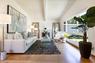 2516 Dell Ave in Mountain View, CA - Building Photo - Building Photo