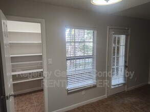 5545 Devonbriar Way in Orlando, FL - Building Photo - Building Photo