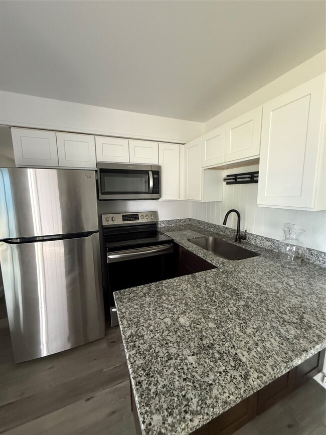 310 E Jack Ave in Baytown, TX - Foto de edificio - Building Photo