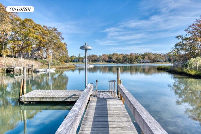 2 Hagar Rd in Shelter Island, NY - Foto de edificio - Building Photo