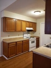 9309 Pointe Aux Chenes Rd in Ocean Springs, MS - Building Photo - Building Photo
