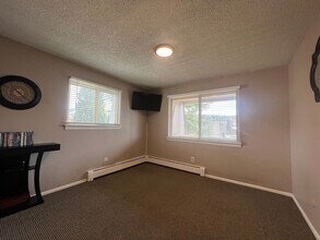 225 Hi Country Dr in Winter Park, CO - Building Photo - Building Photo