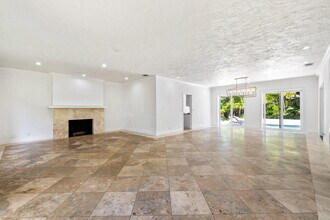 247 Plymouth Rd in West Palm Beach, FL - Building Photo - Building Photo