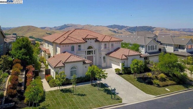 3272 Ashbourne Cir