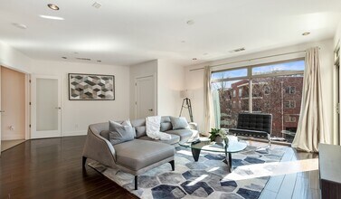 1045 On The Park Apartment Homes in Atlanta, GA - Building Photo - Building Photo