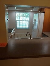 2211 Eisenhower Dr in Dunedin, FL - Building Photo - Building Photo