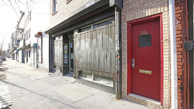 296 Grand St in Brooklyn, NY - Building Photo - Building Photo