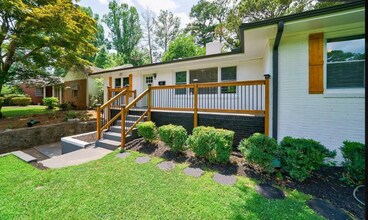 254 Richardson Rd NW in Atlanta, GA - Building Photo - Building Photo