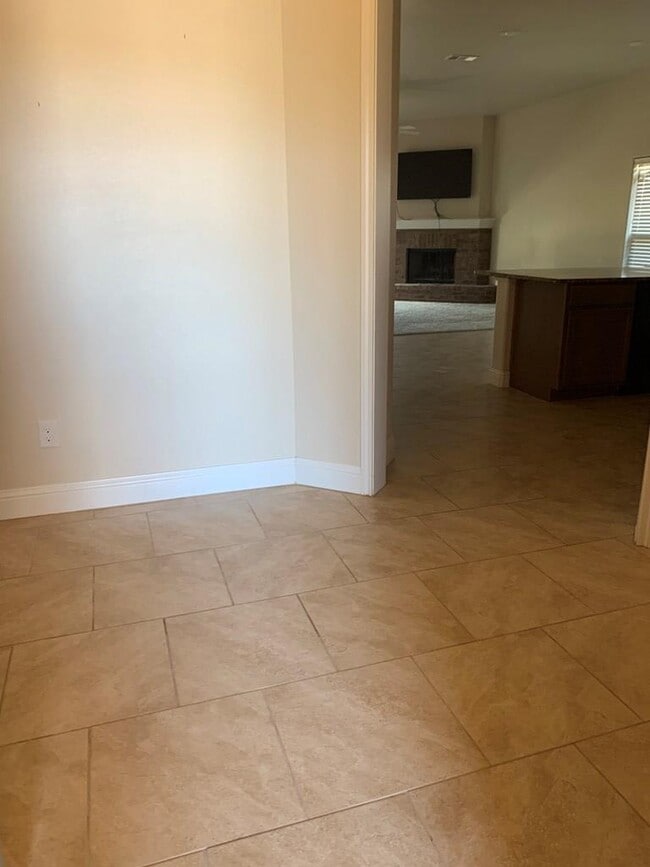 905 E 98th St in Odessa, TX - Building Photo - Building Photo