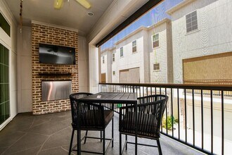 1515 Weber St in Houston, TX - Building Photo - Building Photo