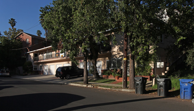 Highland Park Villas in Los Angeles, CA - Building Photo - Building Photo