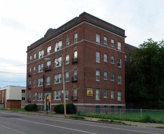 Peace Manor in Syracuse, NY - Foto de edificio - Building Photo