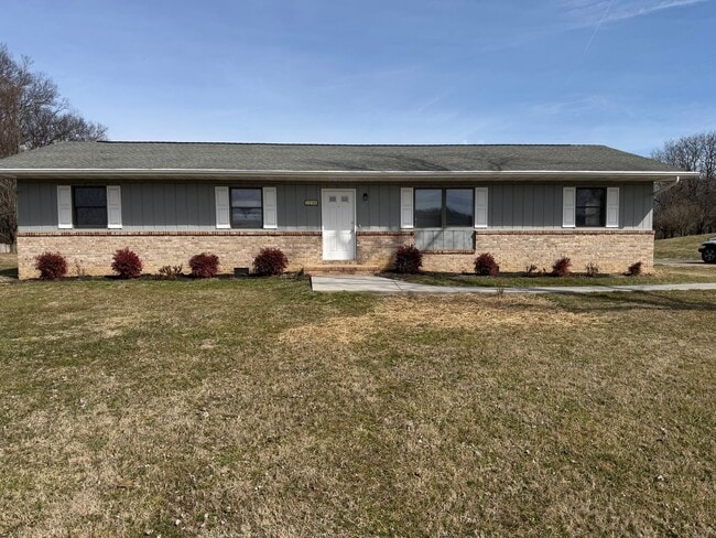 property at 1218 Roberts Rd