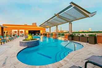 The William in Houston, TX - Foto de edificio - Building Photo