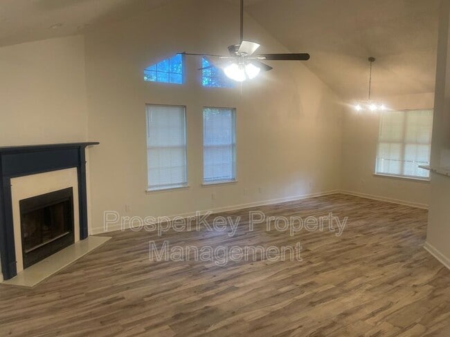 207 Timber Ridge Dr in Warner Robins, GA - Building Photo - Building Photo