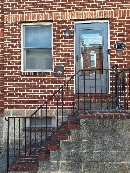 1012 S Robinson St in Baltimore, MD - Building Photo
