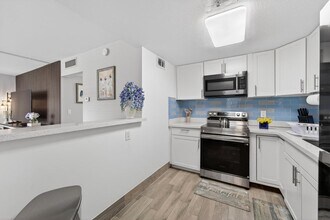 801 Andrews Ave in Delray Beach, FL - Building Photo - Building Photo