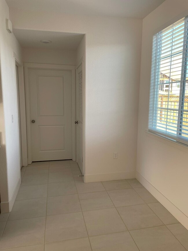 27 Pendrell Ct in Mountain House, CA - Building Photo - Building Photo