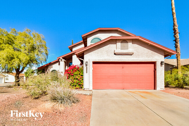 property at 2710 W Camino Del Medrano