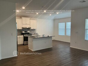 10721 Steinbeck Dr in Austin, TX - Building Photo - Building Photo