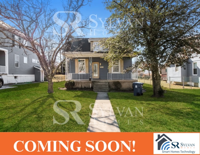 property at 2805 Roselawn Ave