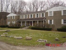 203 S Elruth Ave in Girard, OH - Building Photo