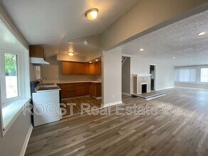 6046 2nd Ave in Miamisburg, OH - Building Photo - Building Photo