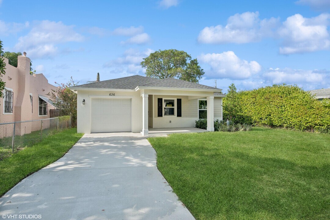636 35th St in West Palm Beach, FL - Foto de edificio