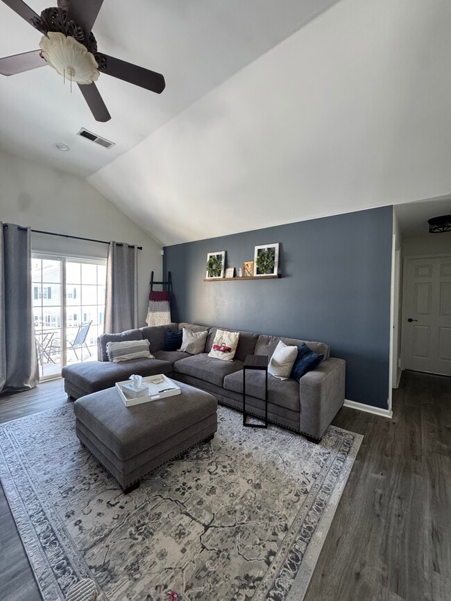 property at 80 Williamson Ct