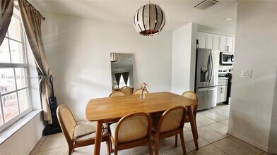 2265 NW 170th Ave in Pembroke Pines, FL - Building Photo - Building Photo