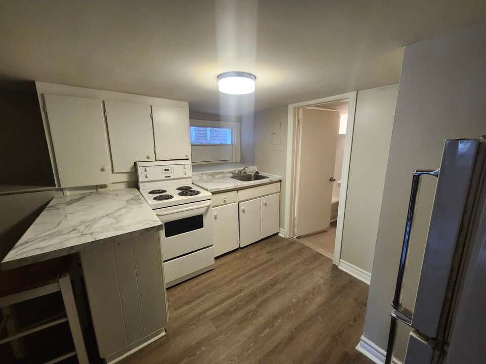 51 Wright St in Saint John, NB - Building Photo