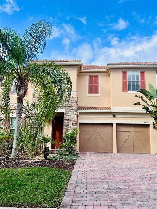 11834 Aurelio Ln in Orlando, FL - Foto de edificio