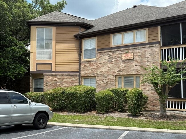 property at 490 N Pin Oak Pl