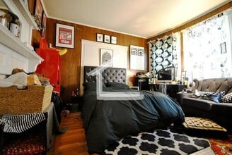 61 Royal St, Unit 1 in Boston, MA - Foto de edificio - Building Photo