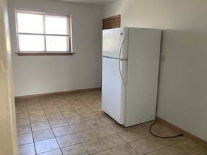 3465 S 83rd St, Unit 1 in Milwaukee, WI - Building Photo - Building Photo