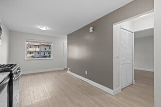 The Townhomes of Canton in Canton, MI - Foto de edificio - Building Photo