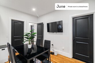 Room in Shared 5 bed/2 bath home in Boston, MA - Building Photo - Building Photo