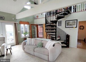 11106 Del Rio Dr in Fairfax, VA - Building Photo - Building Photo