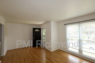 1512 Lakeview Ave in Richmond, VA - Foto de edificio - Building Photo
