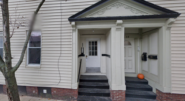 66 Middle St, Unit 1 in Boston, MA - Building Photo - Building Photo