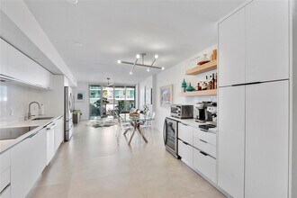 6620 Indian Creek Dr in Miami Beach, FL - Building Photo - Building Photo