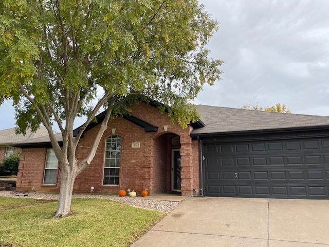 616 Ember Ln in Mansfield, TX - Building Photo - Building Photo