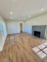 2630 Carson Way in Sacramento, CA - Building Photo - Building Photo