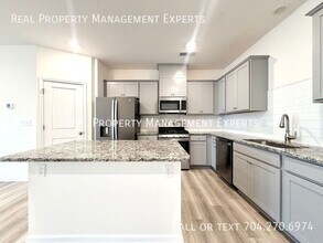 6017 Rizer Dr in Charlotte, NC - Building Photo - Building Photo