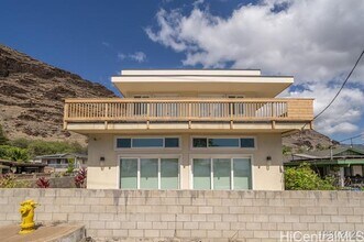 87-1450-1450 Farrington Hwy in Waianae, HI - Building Photo - Building Photo