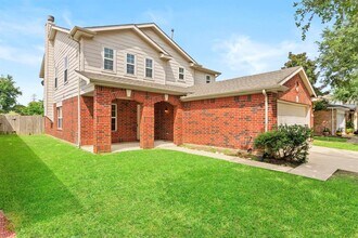 3031 Lexington Lake Dr in Missouri City, TX - Building Photo - Building Photo