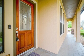 2906 Royal Oaks Crest in Houston, TX - Building Photo - Building Photo